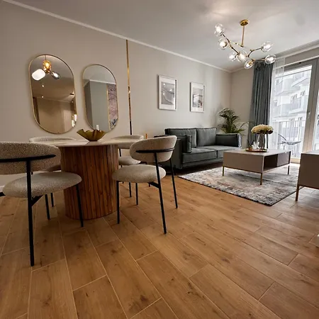 Zurawie Apartment