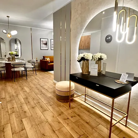 Zurawie Apartment