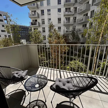Apartment Zurawie *
